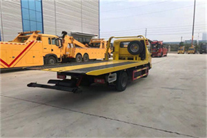 麦积非事故拖车